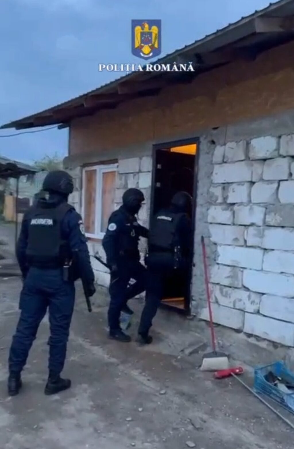 Screenshot_20250410_094407_WhatsAppBusiness