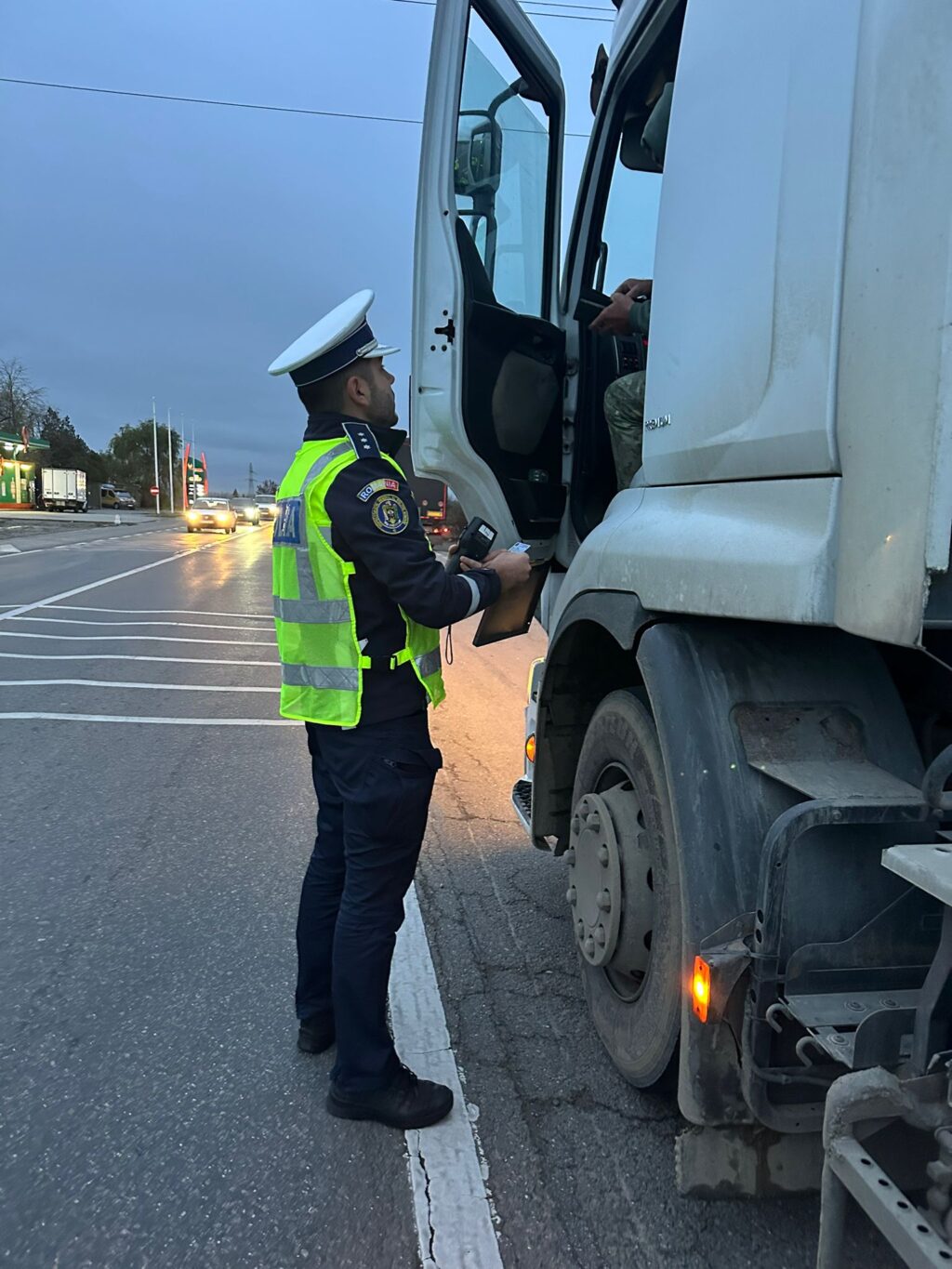 foto truck and bus (4)