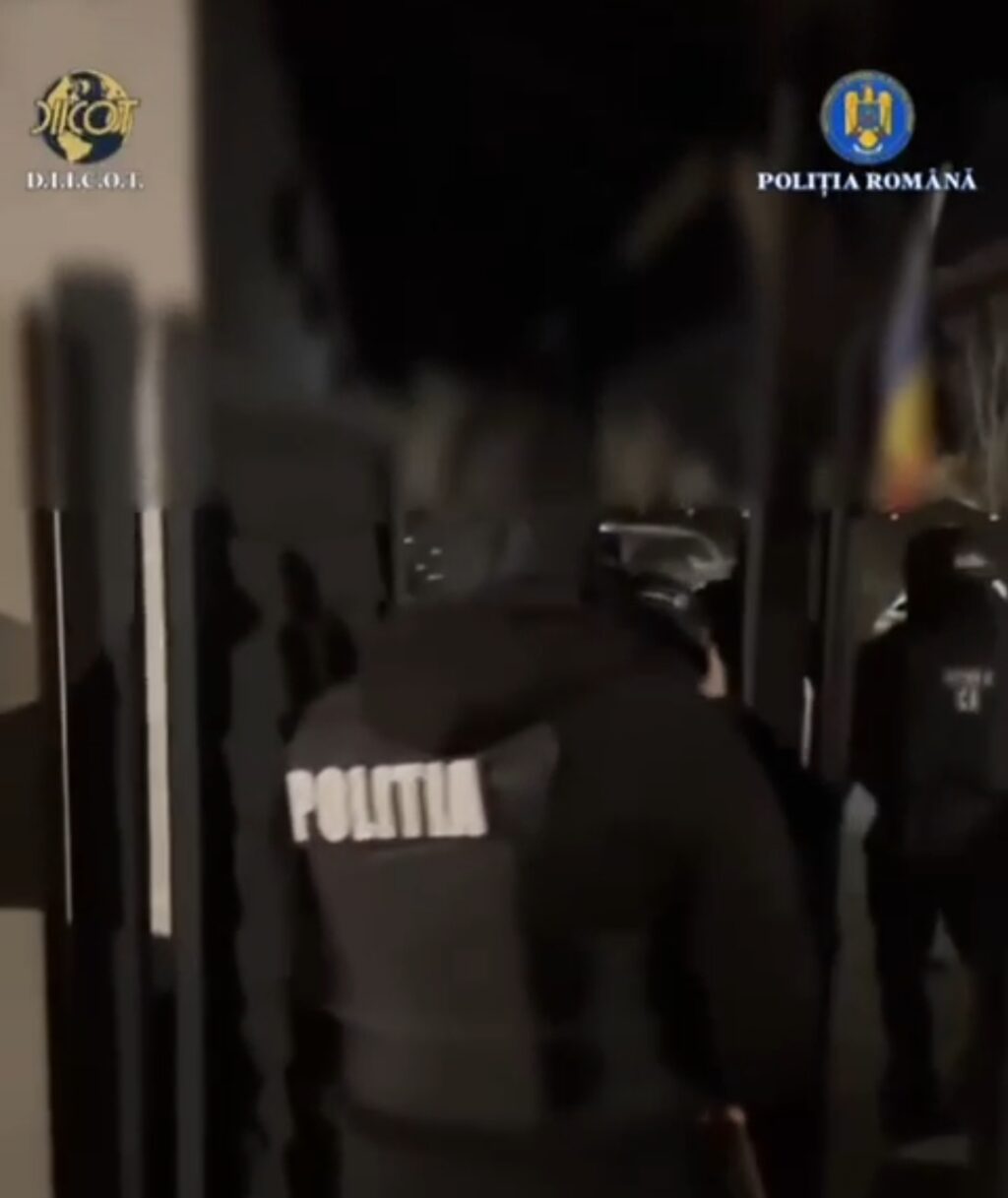 Screenshot_20251203_132617_WhatsAppBusiness