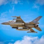 NEWS ALERT – Cad bucăți de dronă în sud-estul României. O dronă a fost doborâtă de un pilot român în spațiul aerian național